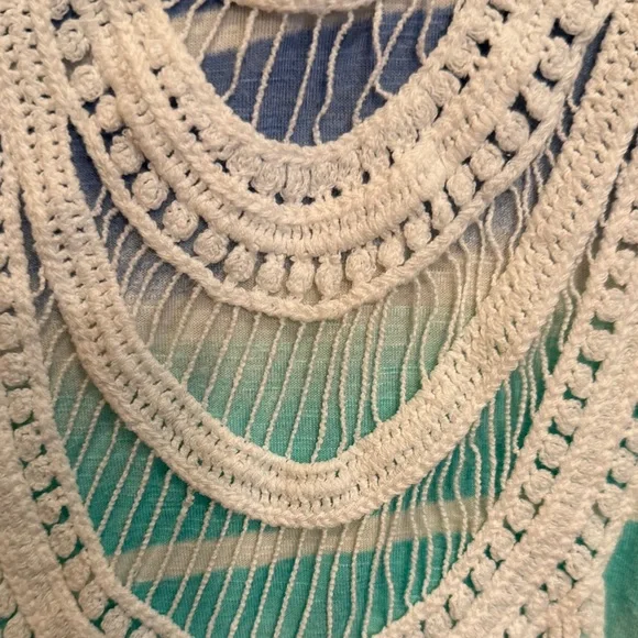 📛📛📛BOGOHO📛📛📛Cato Aqua and Navy Striped Hi-Low Tank Top - Picture 4 of 7